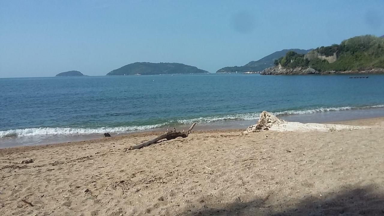 Il Golfo E I Limoni Apartamento La Spezia Exterior foto